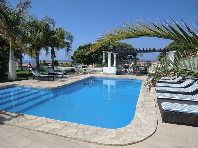 6406ee61-6dfe-4a26-a6f8-b300bdb2276a.1.10